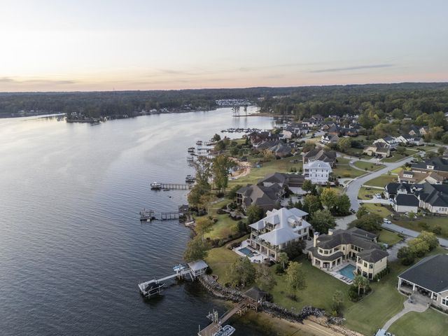 232 Waters Edge Drive, Lexington, SC 29072