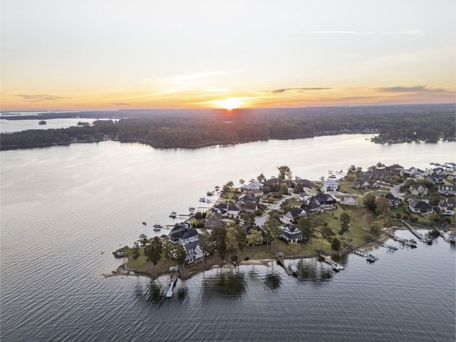 232 Waters Edge Drive, Lexington, SC 29072