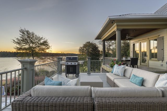 232 Waters Edge Drive, Lexington, SC 29072