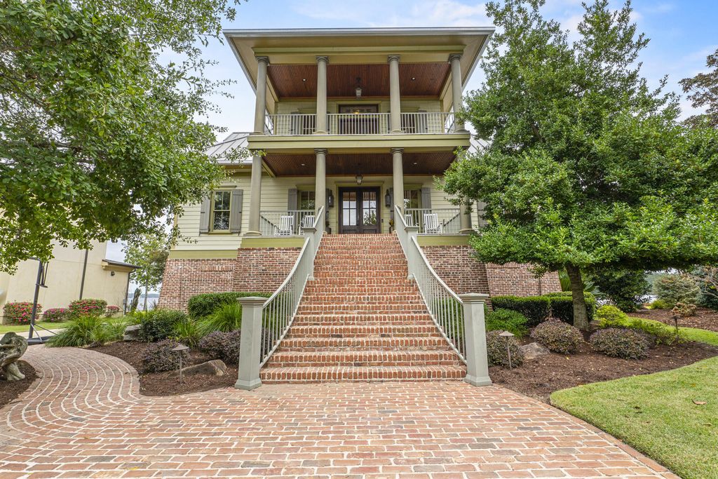 232 Waters Edge Drive, Lexington, SC 29072