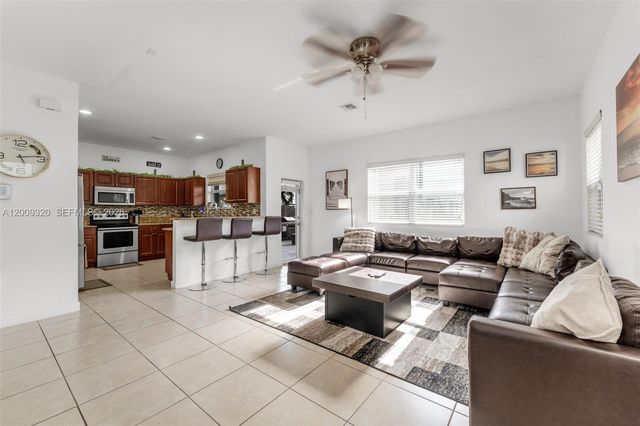 216 NE 36th Terrace, Homestead, FL 33033