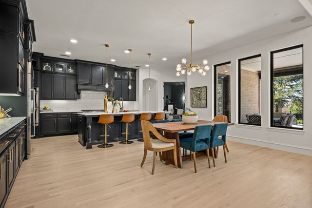 320 W Highland Street, Southlake, TX 76092