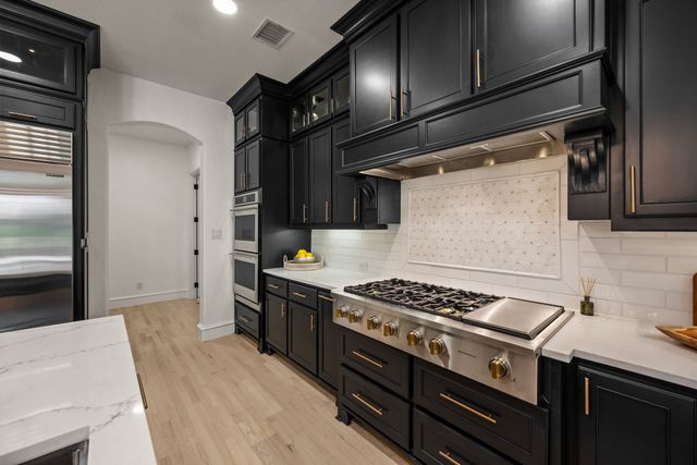320 W Highland Street, Southlake, TX 76092