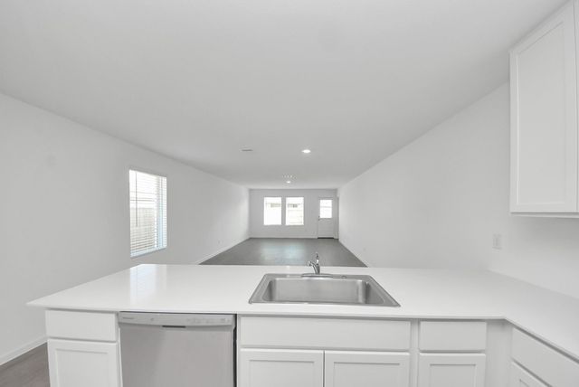 1031 Garnet Rain, Beasley, TX 77417