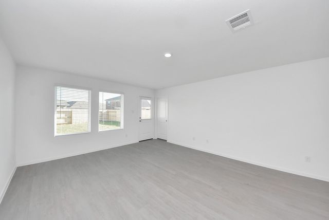 1031 Garnet Rain, Beasley, TX 77417