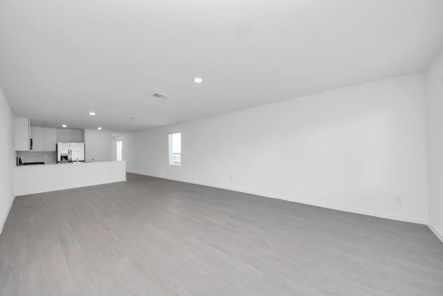 1031 Garnet Rain, Beasley, TX 77417