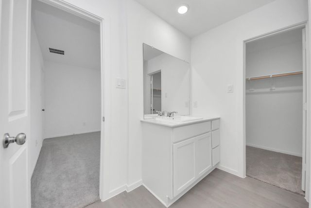 1031 Garnet Rain, Beasley, TX 77417