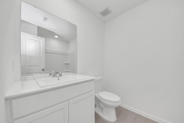 1031 Garnet Rain, Beasley, TX 77417