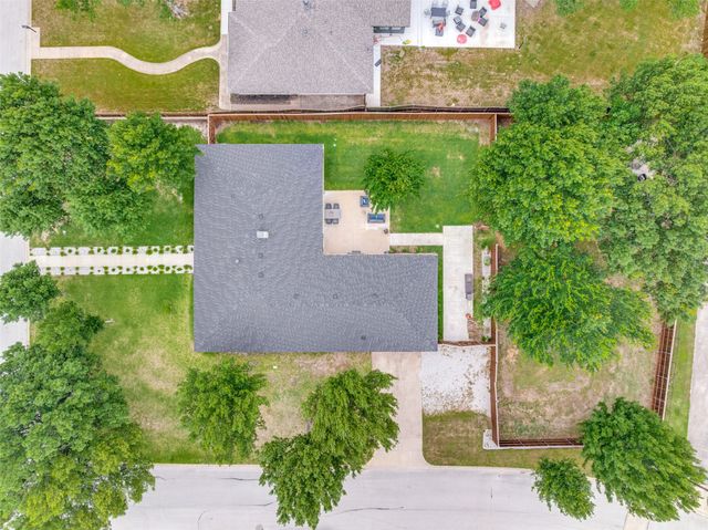 1210 Oakwood Trail, Southlake, TX 76092