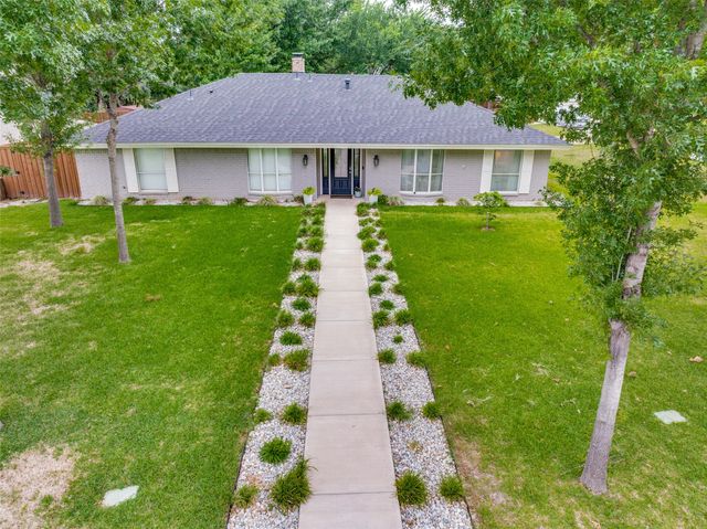 1210 Oakwood Trail, Southlake, TX 76092