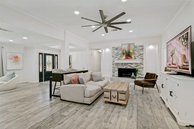 1210 Oakwood Trail, Southlake, TX 76092