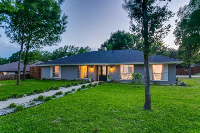 1210 Oakwood Trail, Southlake, TX 76092