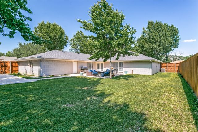 1210 Oakwood Trail, Southlake, TX 76092