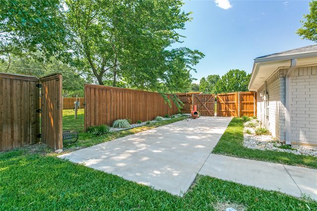 1210 Oakwood Trail, Southlake, TX 76092
