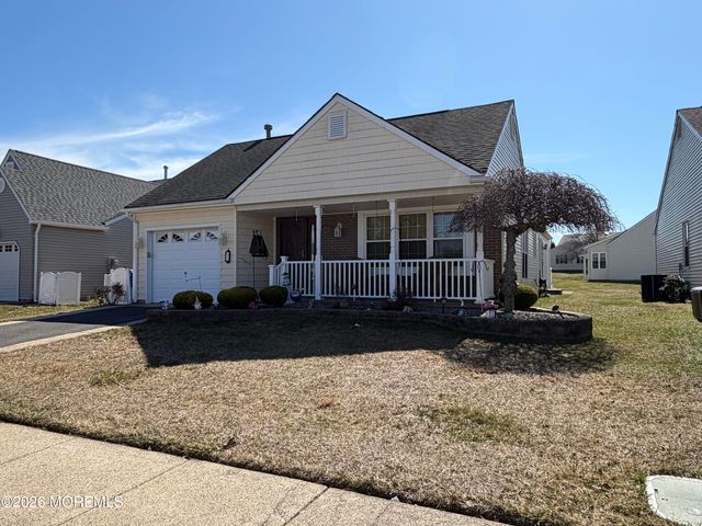 5 Prince Charles Drive, Toms River, NJ 08757