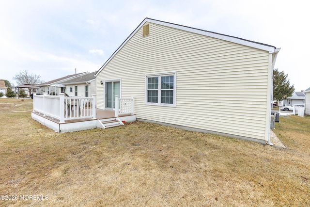 5 Prince Charles Drive, Toms River, NJ 08757