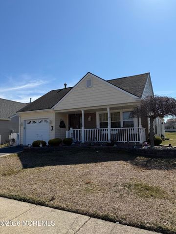 5 Prince Charles Drive, Toms River, NJ 08757