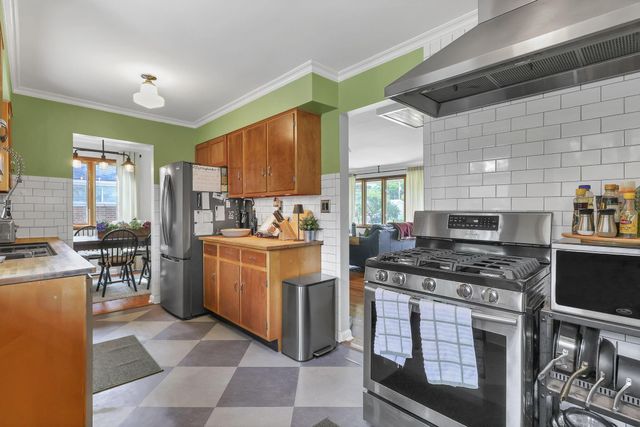 2673 Shrewsbury Road, Columbus, OH 43221