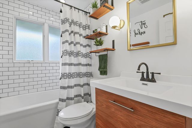 2673 Shrewsbury Road, Columbus, OH 43221