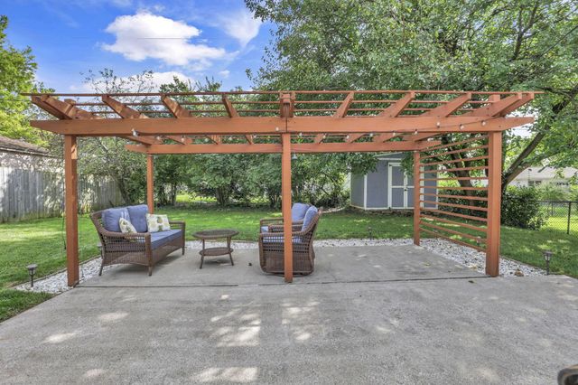 2673 Shrewsbury Road, Columbus, OH 43221