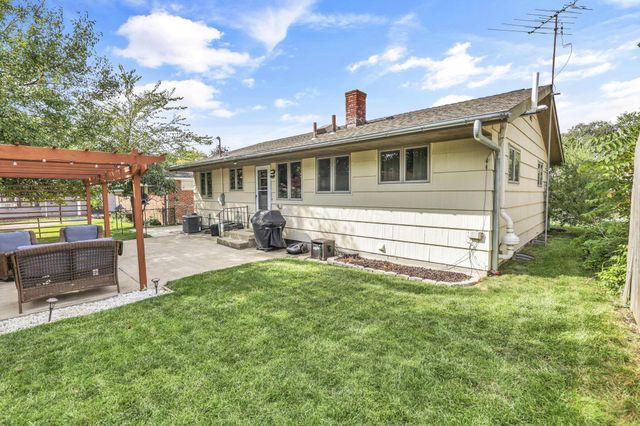 2673 Shrewsbury Road, Columbus, OH 43221