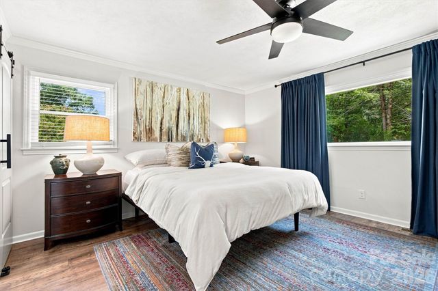 215 Pinehurst Lane, Newton, NC 28658