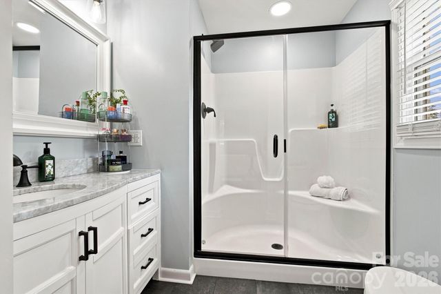 215 Pinehurst Lane, Newton, NC 28658