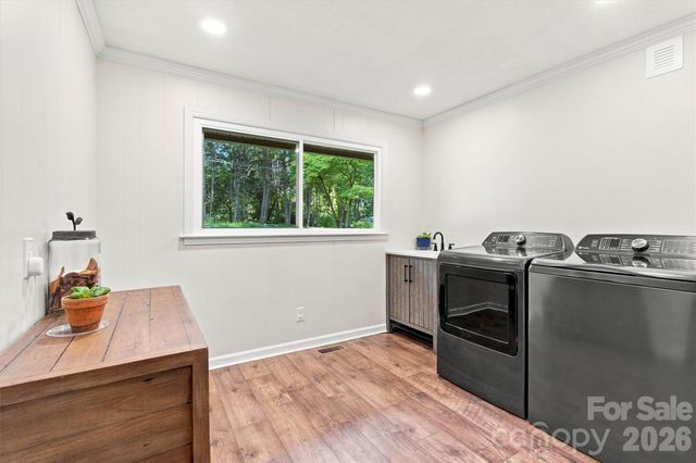 215 Pinehurst Lane, Newton, NC 28658