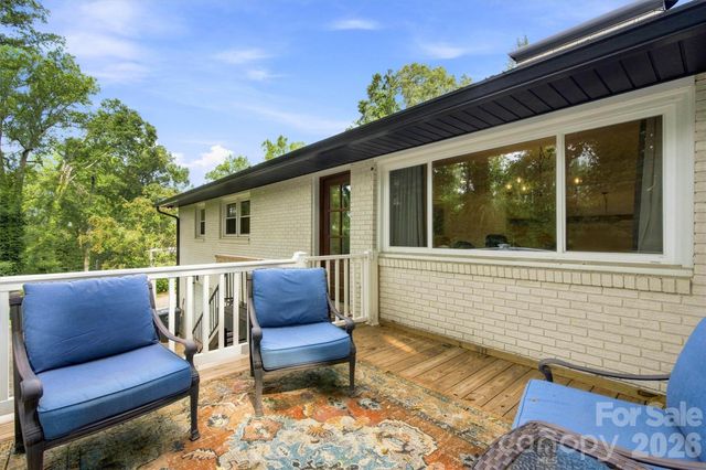 215 Pinehurst Lane, Newton, NC 28658