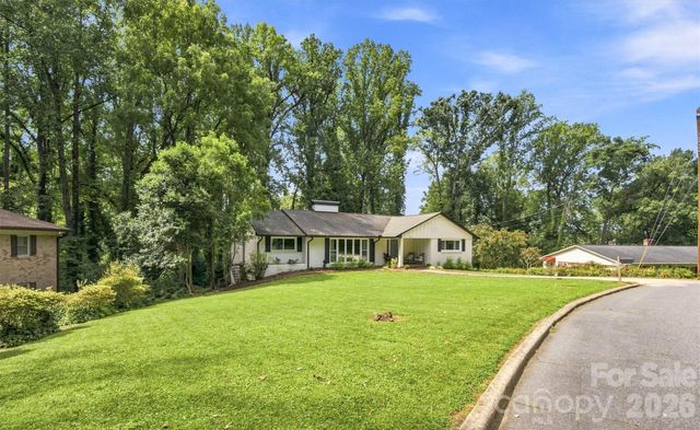215 Pinehurst Lane, Newton, NC 28658