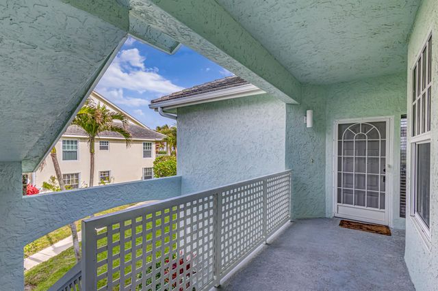 303 Mainsail Circle, Jupiter, FL 33477