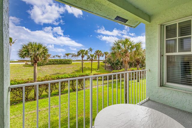 303 Mainsail Circle, Jupiter, FL 33477