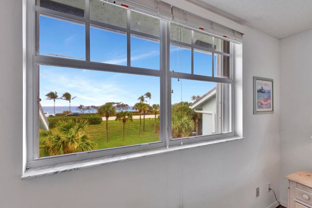 303 Mainsail Circle, Jupiter, FL 33477