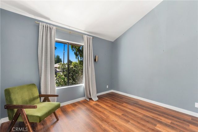 15207 Magnolia Boulevard 119, Sherman Oaks, CA 91403
