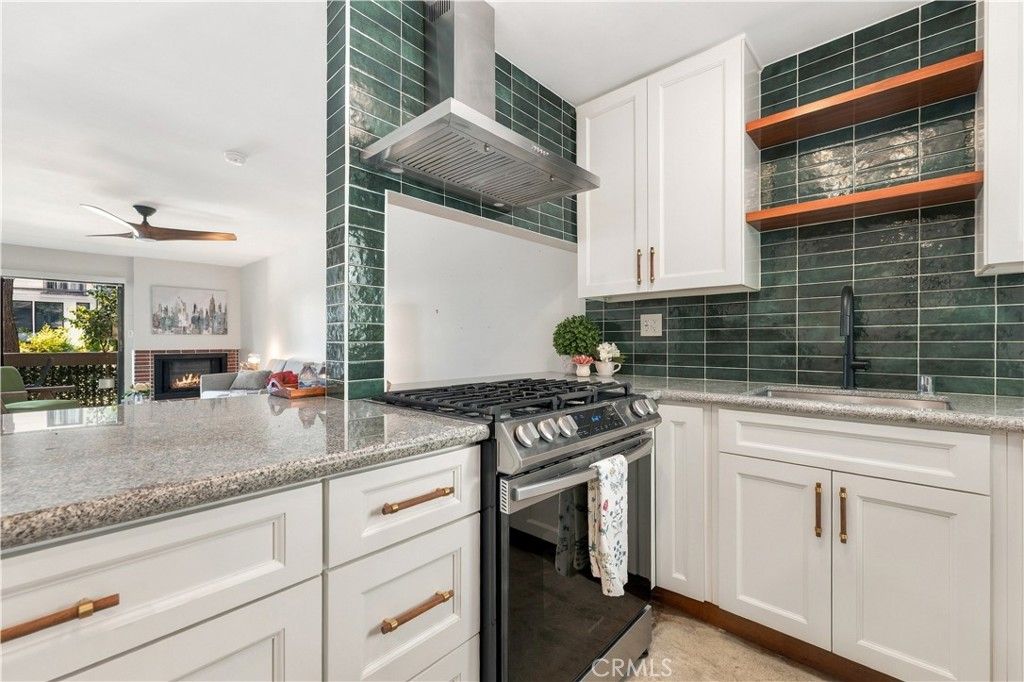 15207 Magnolia Boulevard 119, Sherman Oaks, CA 91403 — photo 5