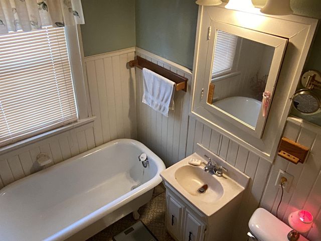 408 Kingsley Avenue, Waterloo, IA 50701