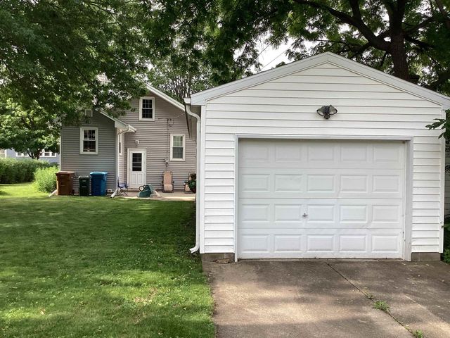408 Kingsley Avenue, Waterloo, IA 50701