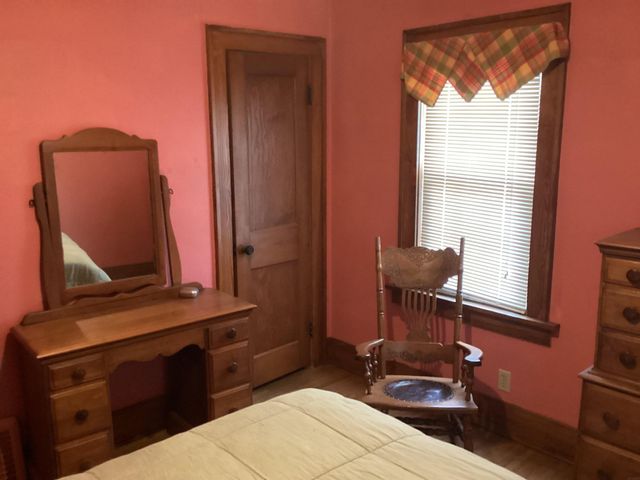 408 Kingsley Avenue, Waterloo, IA 50701