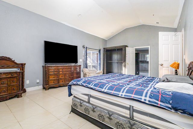 215 Glenview Street, Dallas, TX 75217