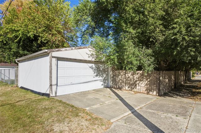 16803 Marlowe Street, Detroit, MI 48235