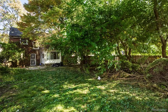 16803 Marlowe Street, Detroit, MI 48235