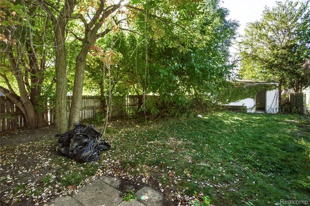 16803 Marlowe Street, Detroit, MI 48235