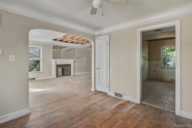 16803 Marlowe Street, Detroit, MI 48235