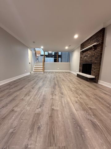 7716 Cronin Avenue, Justice, IL 60458