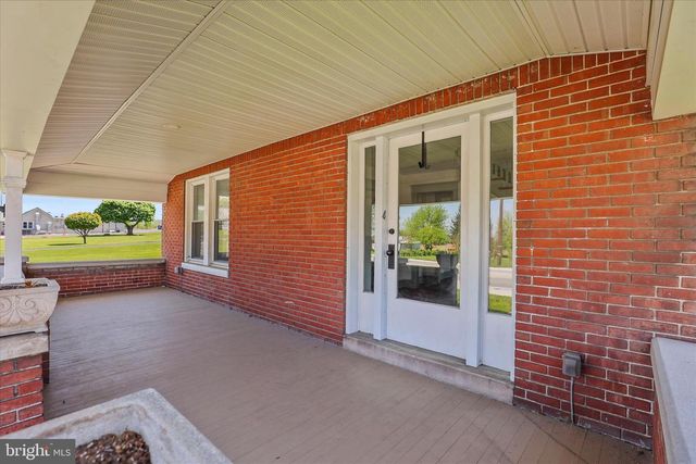 7630 LINCOLN HWY, Abbottstown, PA 17301