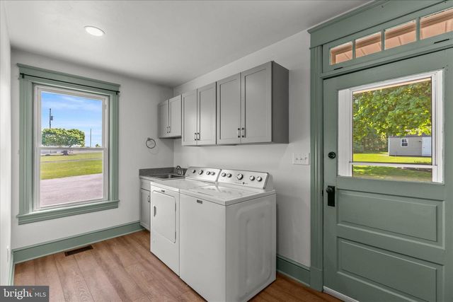 7630 LINCOLN HWY, Abbottstown, PA 17301