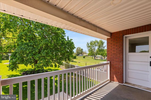 7630 LINCOLN HWY, Abbottstown, PA 17301