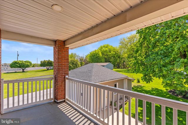 7630 LINCOLN HWY, Abbottstown, PA 17301