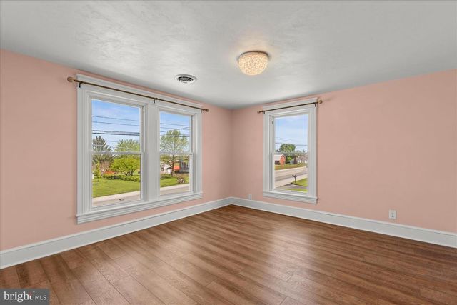 7630 LINCOLN HWY, Abbottstown, PA 17301