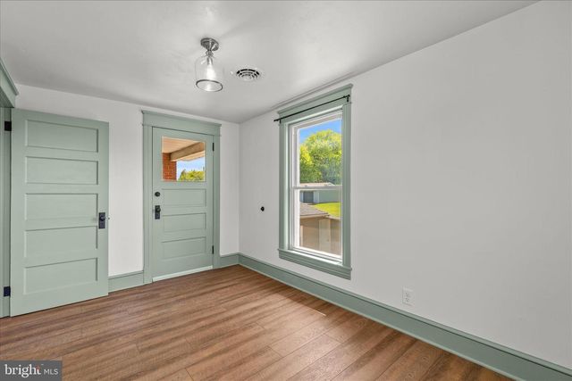 7630 LINCOLN HWY, Abbottstown, PA 17301